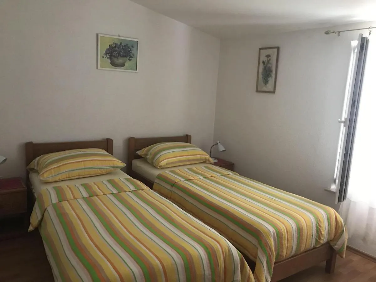 Apartments With A Parking Space Umag - 7126